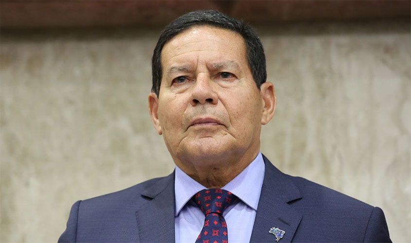 Governo deve editar MP para contratar empregados aposentados do INSS