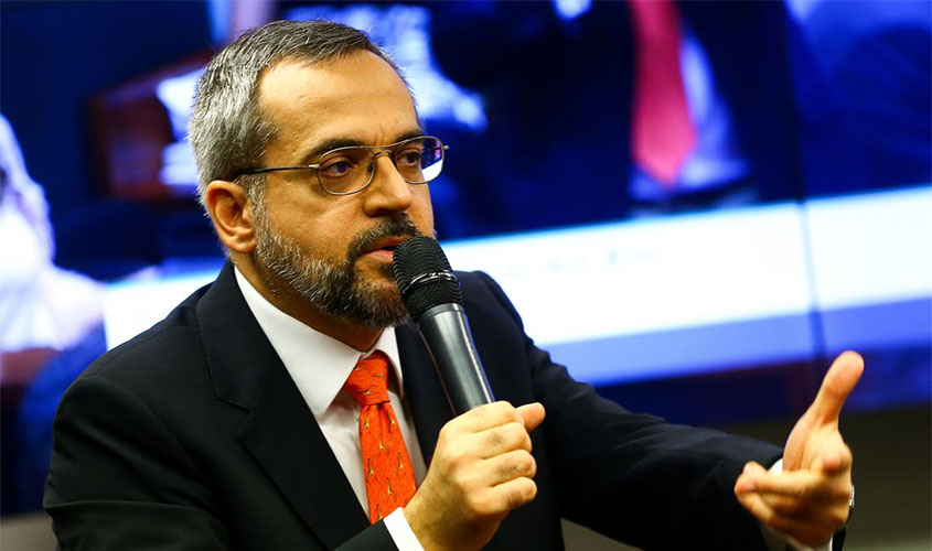 Estudantes relatam erros no Sisu; ministro diz que não há problemas