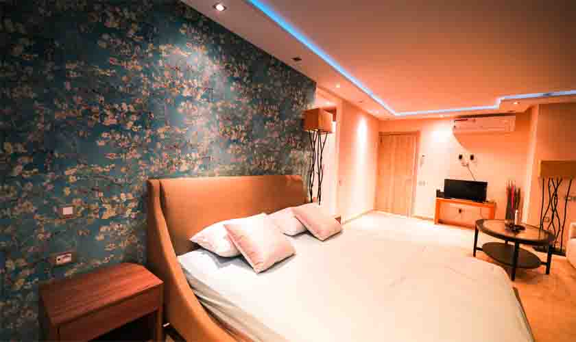 Como explorar diferentes texturas na decoração do quarto