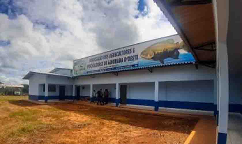 Reforma da Associação dos Agricultores e Piscicultores em Alvorada do Oeste é concluída