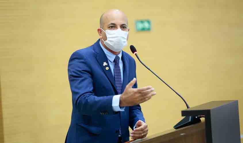 Deputado Ismael Crispin ressalta preocupação com retorno das aulas presenciais