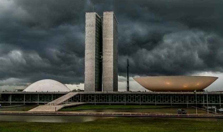 Deputados federais de Rondônia reeleitos devem receber “auxílio-mudança”; Sílvia Cristina abre mão da mordomia