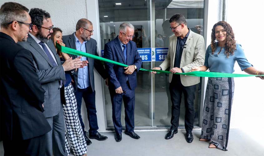 Governo de Rondônia entrega novo prédio da corregedoria e novas viaturas para a Sejus