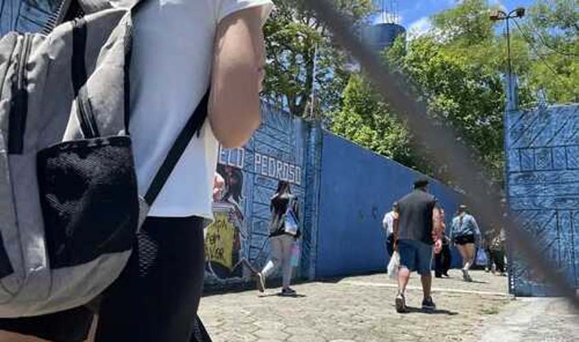 Programa Pé-de-Meia: adesão deve ser realizada até domingo (25)