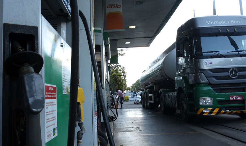 Novo horário de funcionamento de postos de combustíveis começa hoje