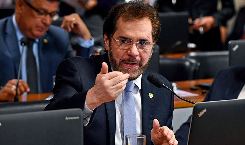 Senador sugere taxar grandes fortunas para bancar combate ao coronavírus  