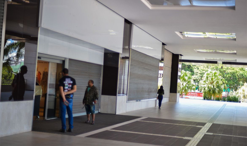 Lojistas não pagarão aluguel enquanto shoppings estiverem fechados