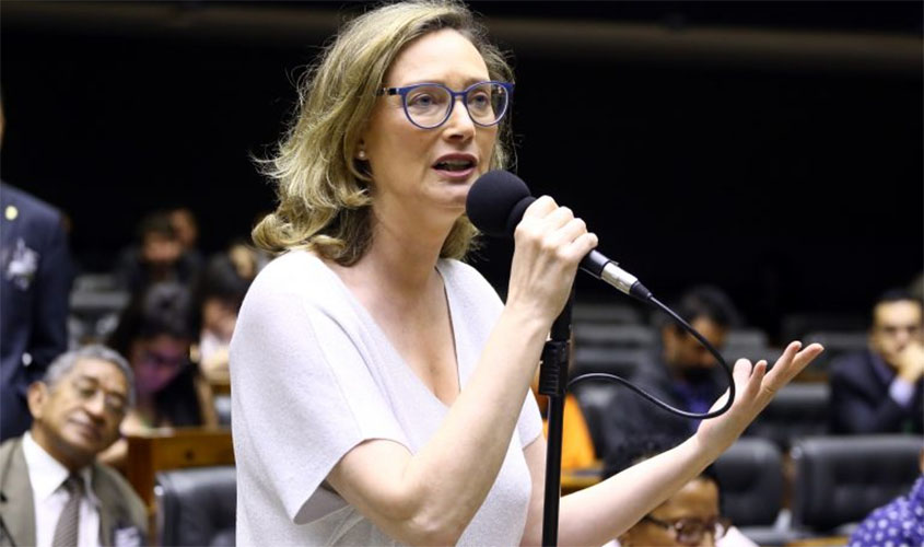 Projeto flexibiliza calendário escolar por coronavírus  