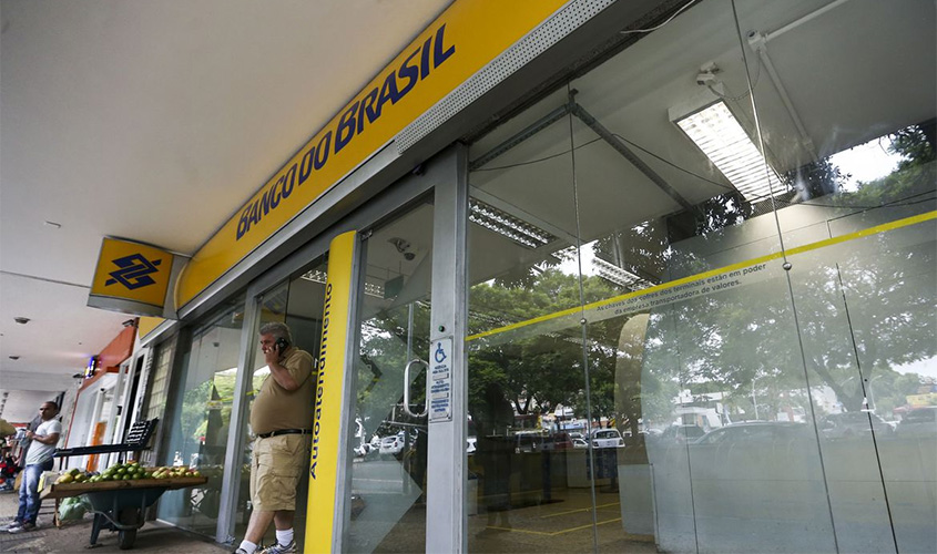 Agências do Banco do Brasil passam a operar em horário reduzido
