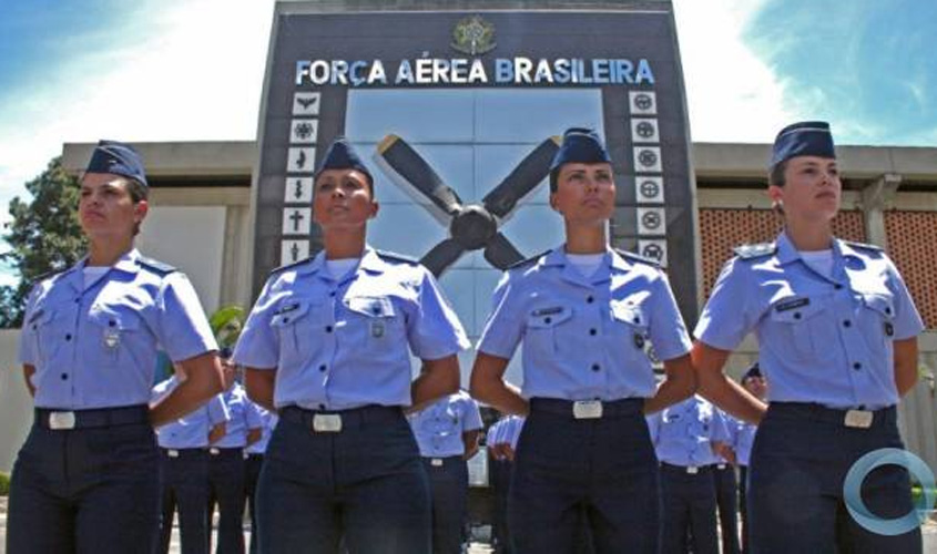 Senadores querem saber impacto de serviço militar voluntário feminino