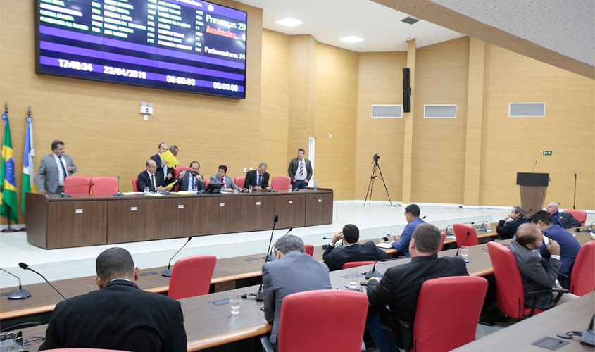 A pedido do deputado Anderson Assembleia Legislativa derruba Decreto do Executivo