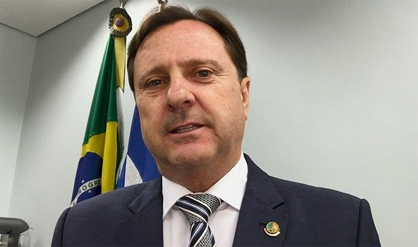 Bancos públicos devem ajudar pequenas e microempressas, defende Gurgacz  