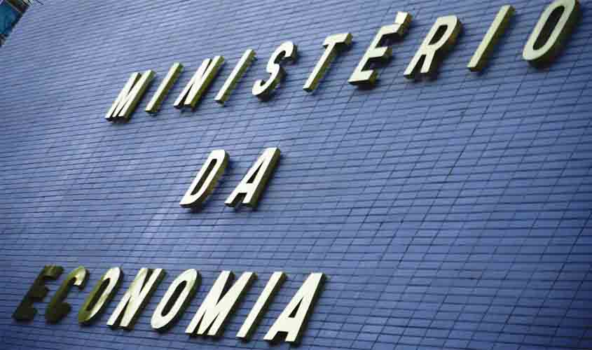 Recadastramento de aposentados é suspenso até 30 de junho