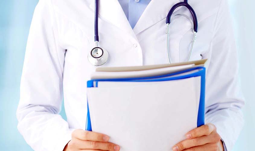 Técnica de enfermagem vai receber em dobro por trabalhar em feriados