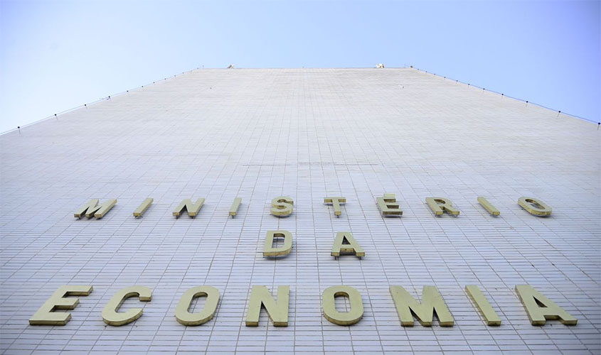 Concursos públicos terão que prever estudo de impacto orçamentário