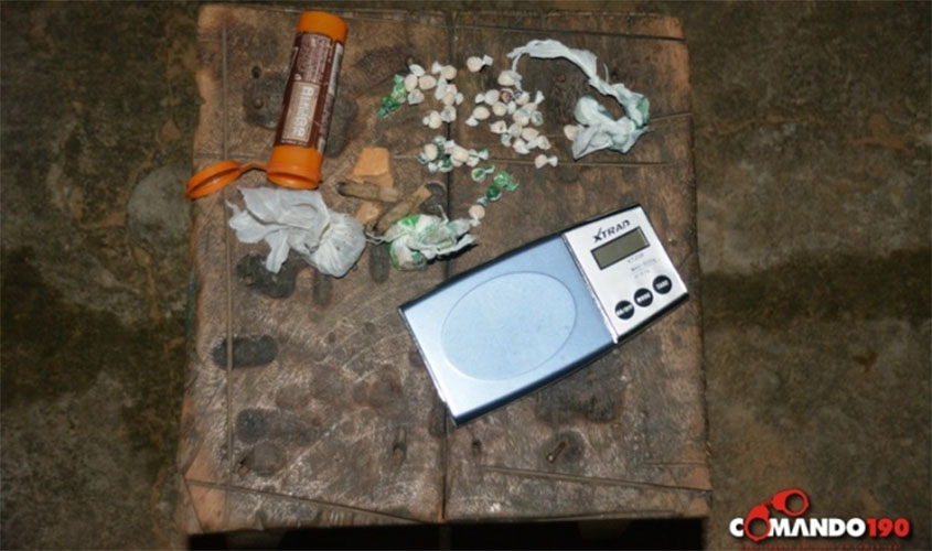 PM fecha mais uma boca de fumo e prende vários suspeitos