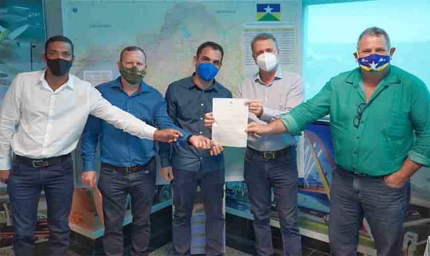 Governo atende solicitação de Luizinho Goebel e pontes de concreto sobre o rio Pimenta em Chupinguaia poderão ser construídas em breve