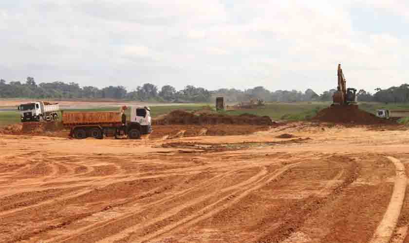 DER inicia três frentes de serviço e finaliza infraestrutura do Aeroporto José Coleto