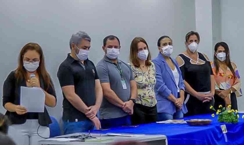 Médicos e enfermeiros são treinados para atuar na atenção básica na zona rural e distritos