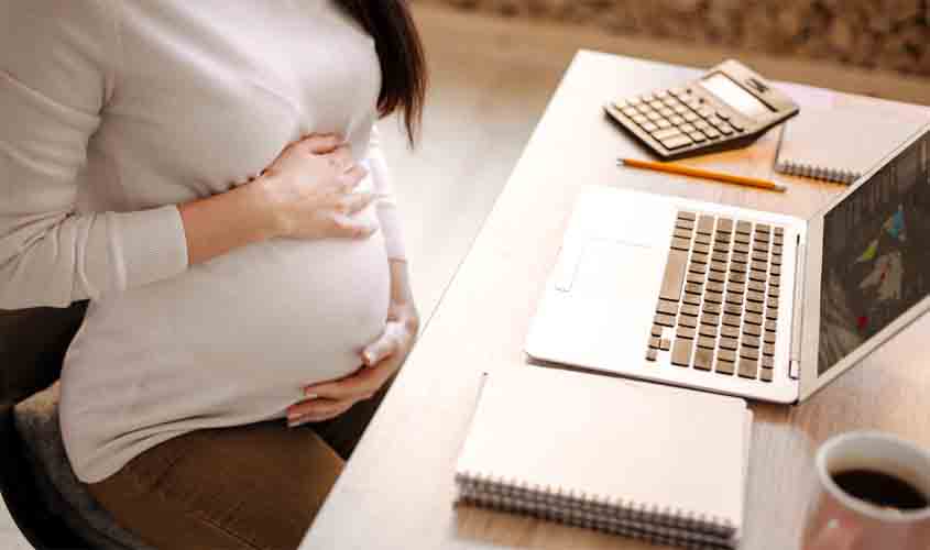 Gerente grávida que teve função esvaziada consegue rescisão indireta