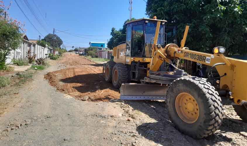 Patrolamento e cascalhamento de ruas no Parque São Pedro