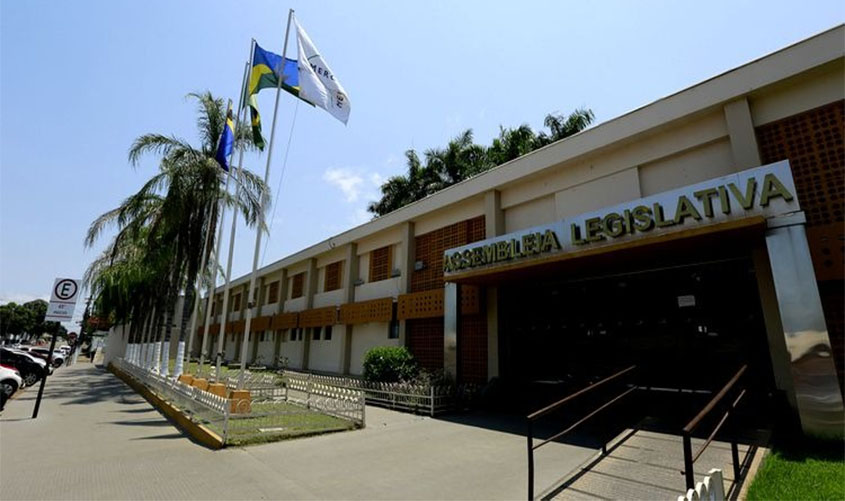 Escola do legislativo realiza live a respeito das Eleições 2020