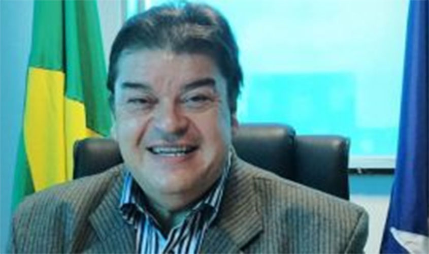 Pimentel confirmado no MDB