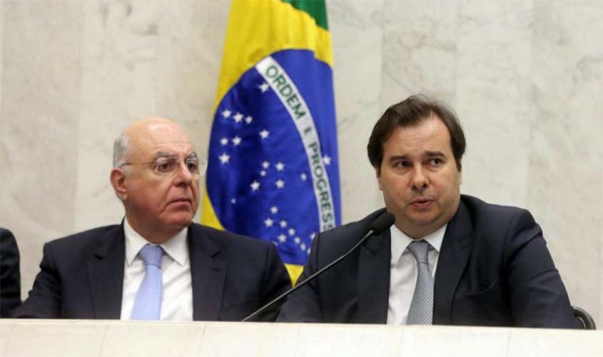 Maia pede cautela na análise do excludente de ilicitude