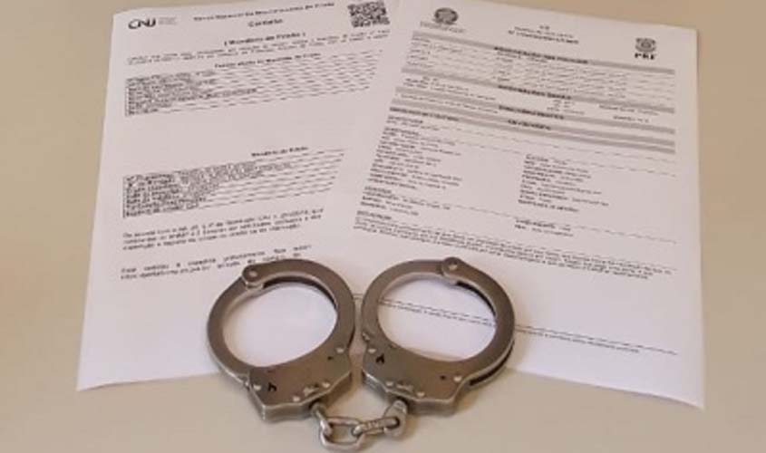 Em Itapuã do Oeste/RO, PRF cumpre mandado de prisão