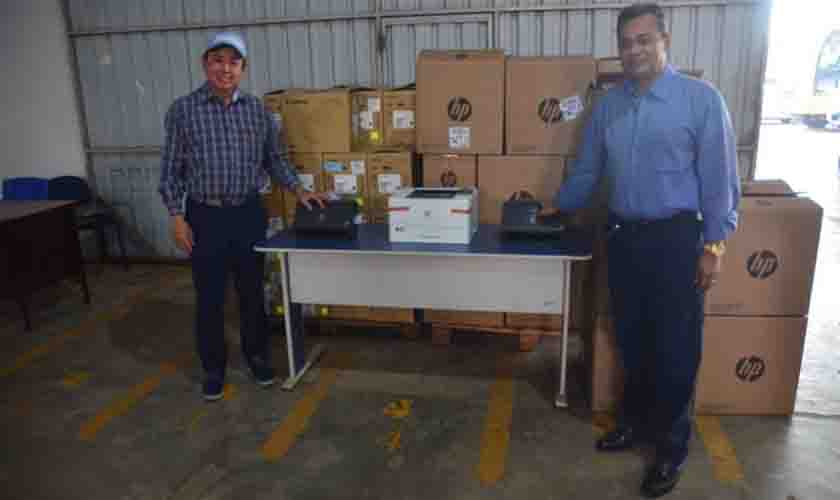 Semad recebe equipamentos de informática para modernização do Paço Municipal