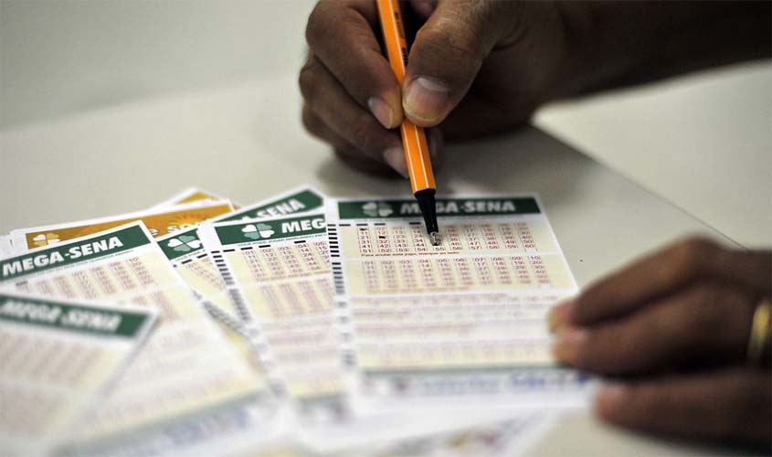 Mega-Sena deste sábado deve pagar prêmio de R$ 170 milhões