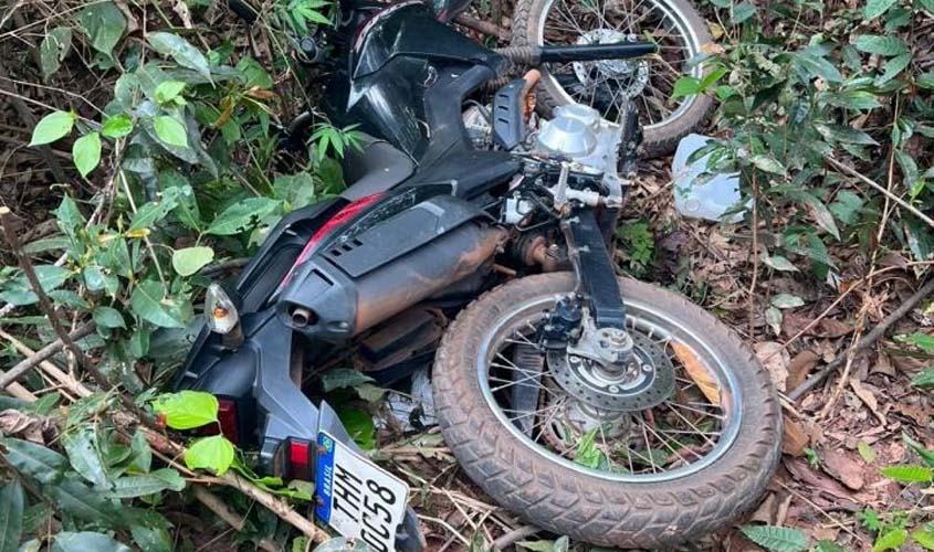 POLÍCIA MILITAR RECUPERA VEÍCULO FURTADO EM ROLIM DE MOURA