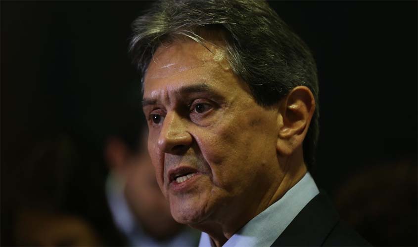 PF indicia Roberto Jefferson por quatro tentativas de homicídio