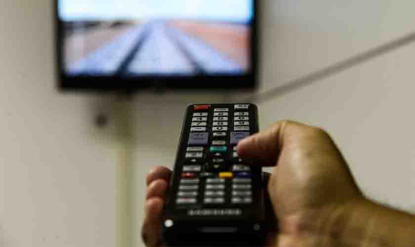 Anatel encontra programas maliciosos em aparelho de TV não homologado