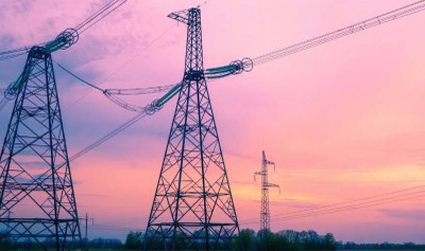 MPF retira postes de área ambiental em Mirante da Serra (RO)