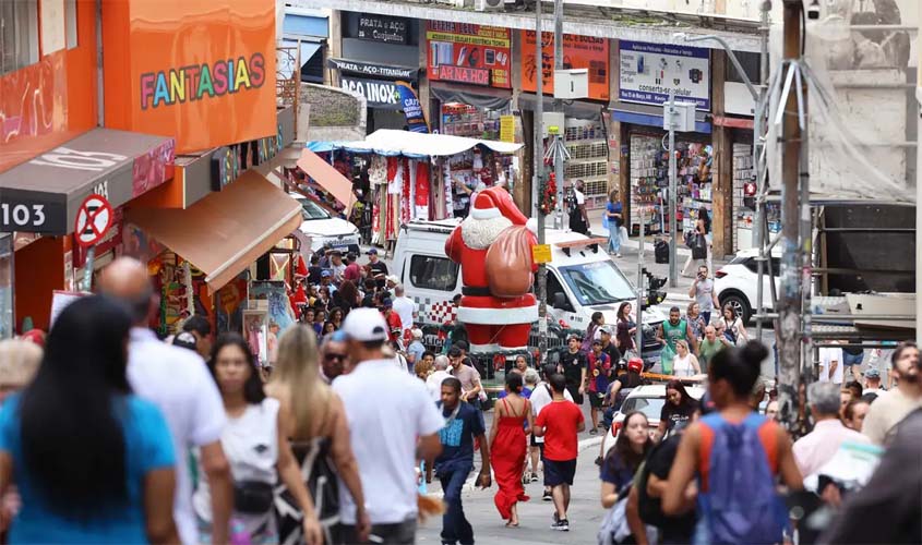 Novo salário mínimo será de R$ 1.621 em 2026