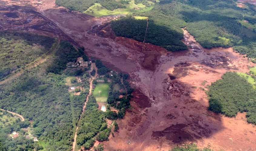 Rejeito atingiu o Rio Paraopeba, diz Corpo de Bombeiros