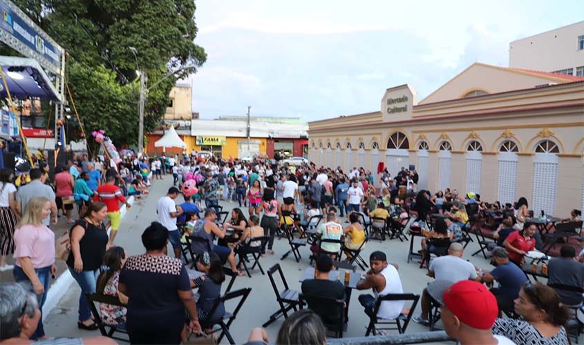 Prefeito reabre Mercado Cultural em comemoração aos 105 anos de Instalação da Capital