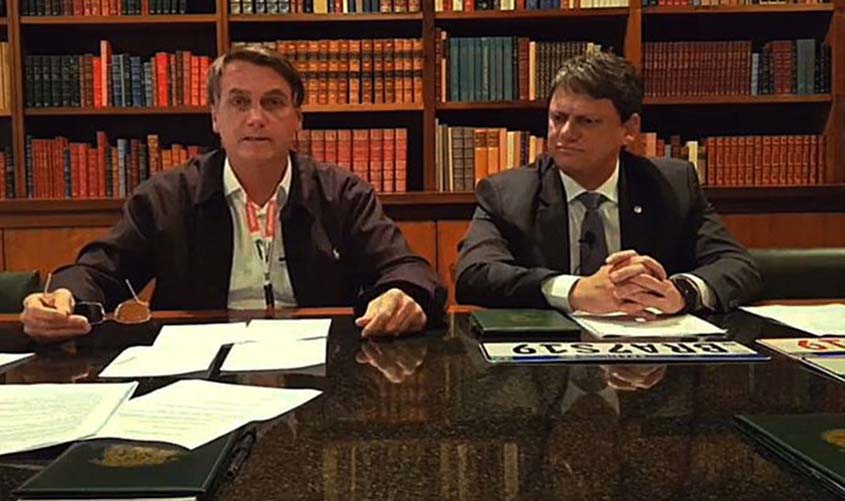 Ninguém melhor do que Regina Duarte para a Cultura, diz Bolsonaro