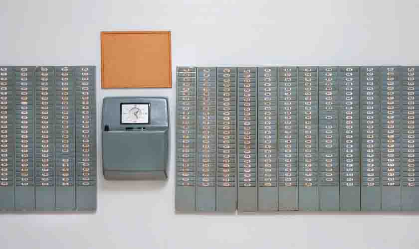 Reconhecimento de vínculo em juízo não afasta obrigação da empresa de apresentar ponto