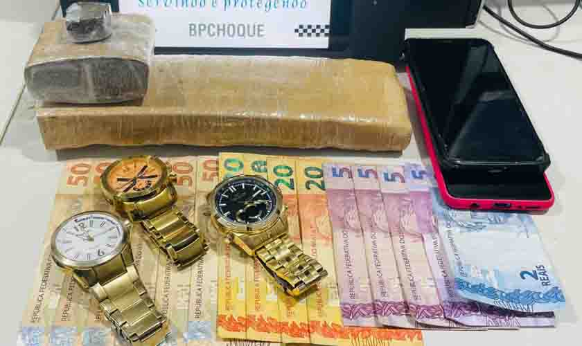 Bpchoque prende casal suspeito com entorpecentes na Capital