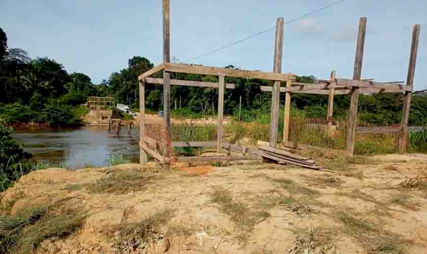 Retomada da obra da ponte sobre o rio Jamari, na RO-459, em Alto Paraíso é reforçada pelo DER