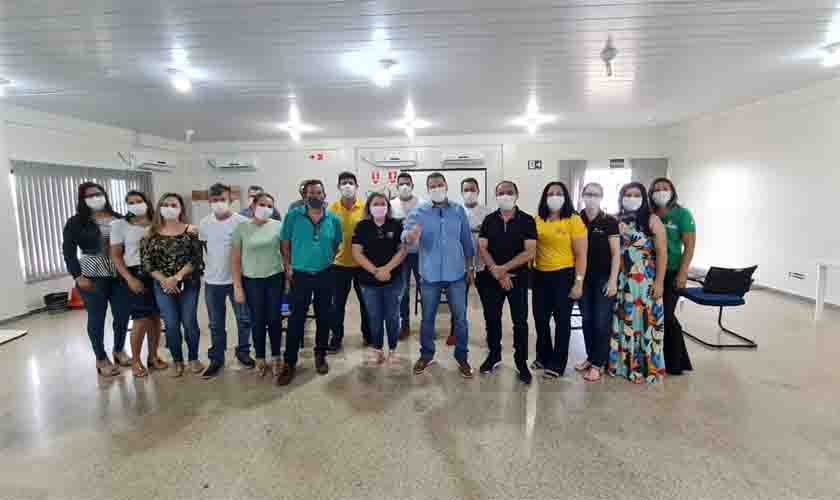 Servidores da Ciretran de Ariquemes agradecem presidente Alex Redano pela votação do PCCR