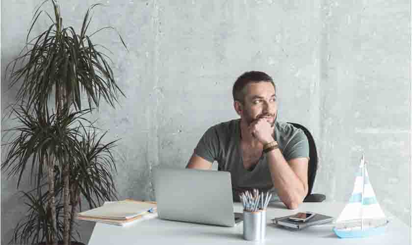 Supervisor receberá em dobro por trabalhar durante as férias