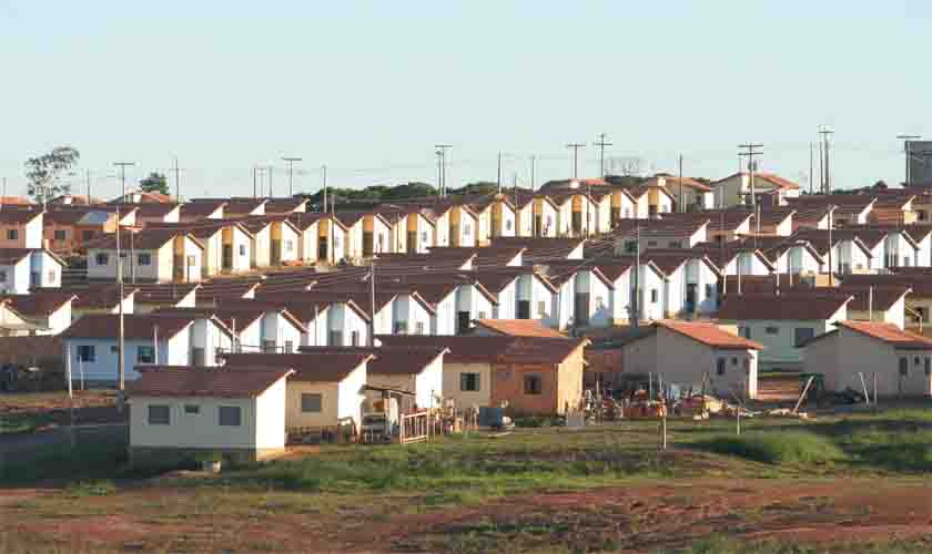 Suspensão das parcelas do Minha Casa Minha Vida chega para Faixa 1. Fenae lamenta demora na decisão