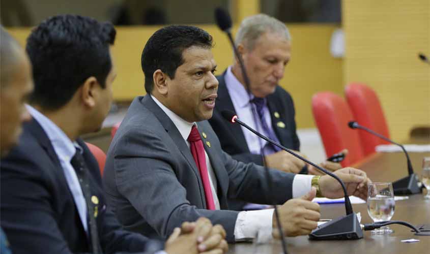 Jair Montes defende abertura de diálogo entre Governo e agentes e o fim da “militarização” nos presídios