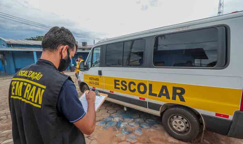 Vistoria no transporte escolar deve ser agendada por telefone