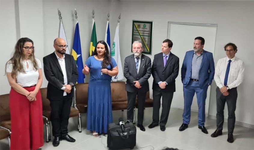 Cremero reúne órgãos fiscalizadores em coletiva sobre a saúde