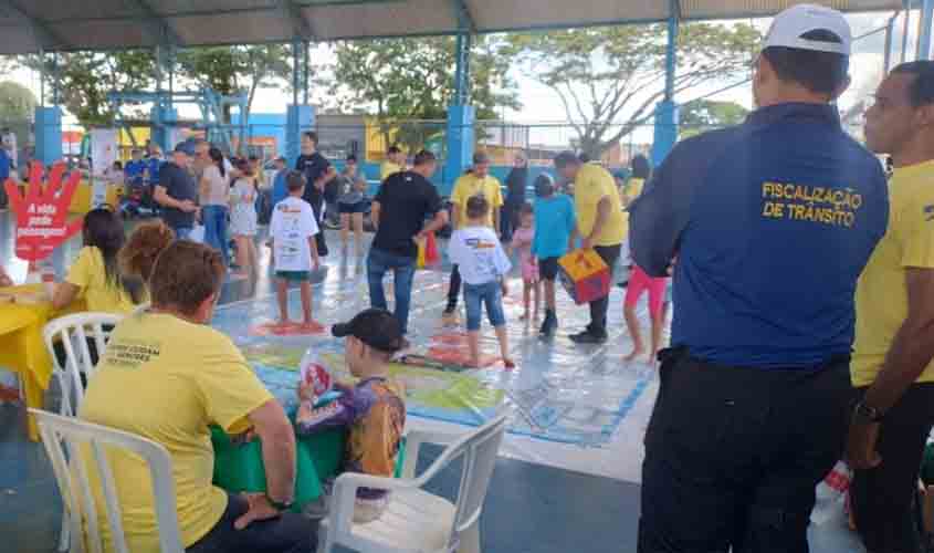 Ações educativas e sorteio de bicicletas encerram campanha do Detran-RO 'Retorno às Aulas: Comprometa-se com a vida'