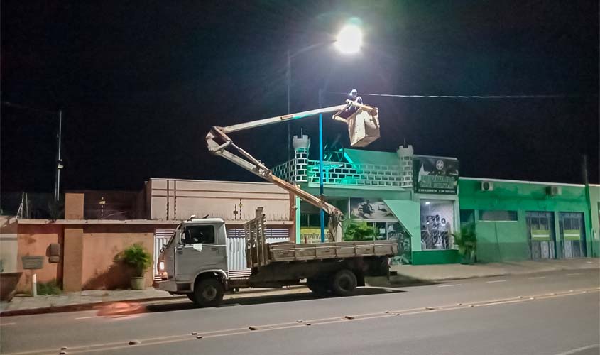 Manutenção da iluminação pública é intensificada